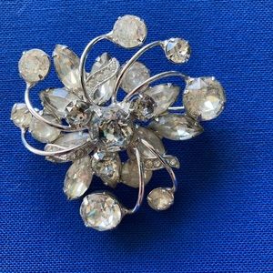 SOLD-Vintage 1950’s Eisenberg Brooch/Pin-clear rhinestones, silver-tone metal